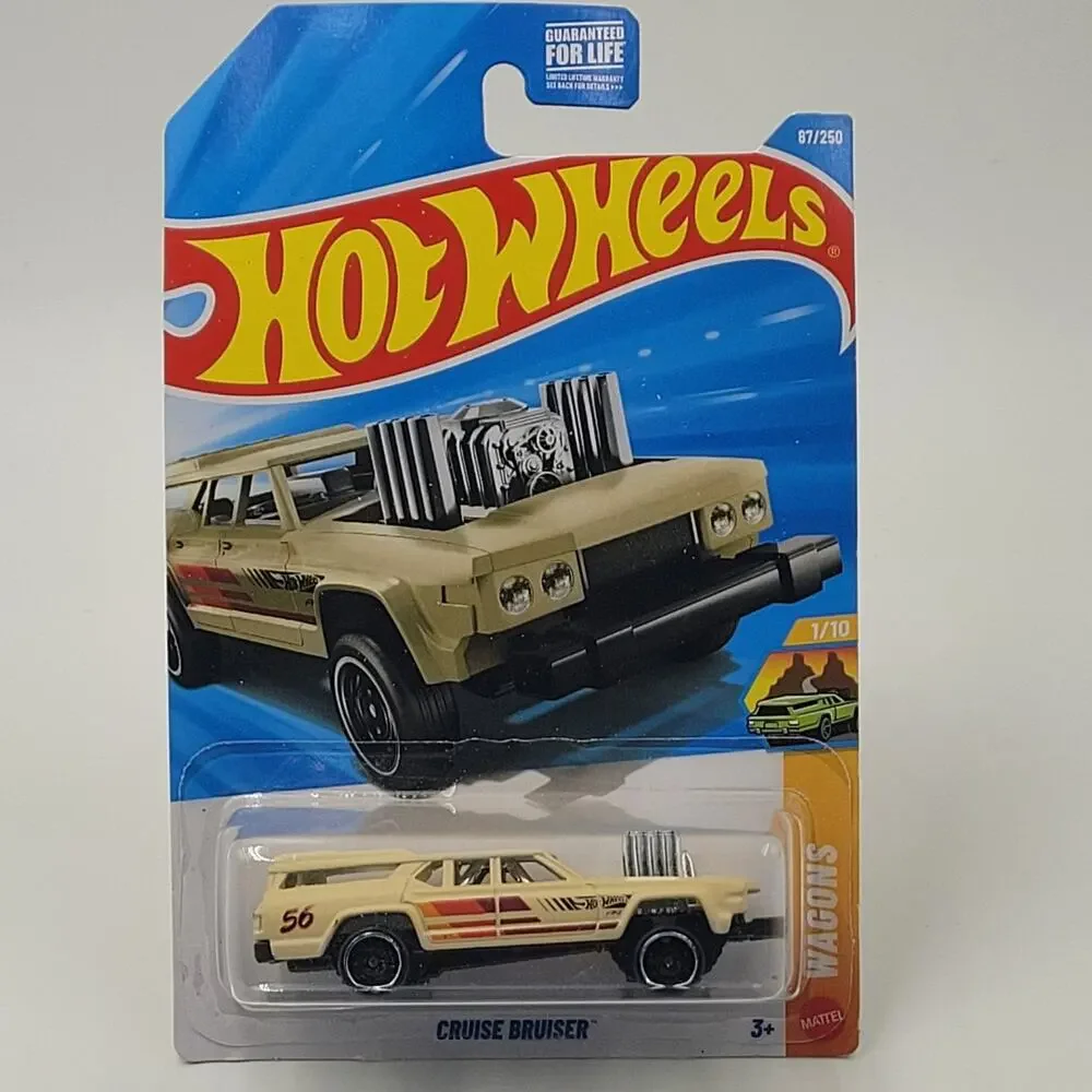 2026 Hot Wheels Cruise Bruiser 87/250 Beige Red Black Wagons Series 1/10